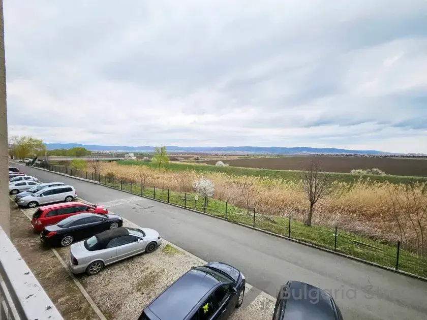 Автостоянка