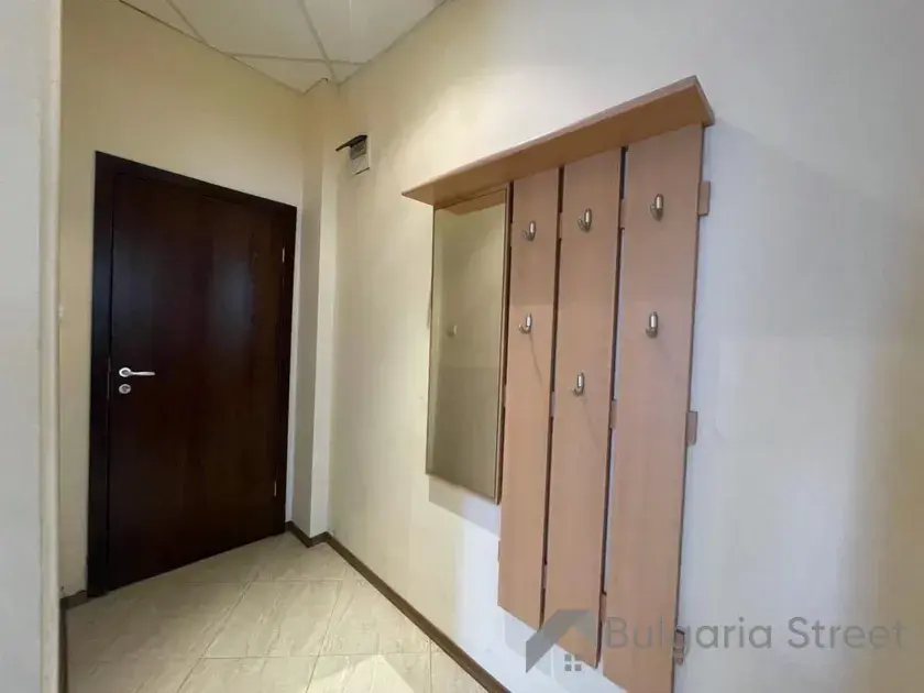 настінна вішалка