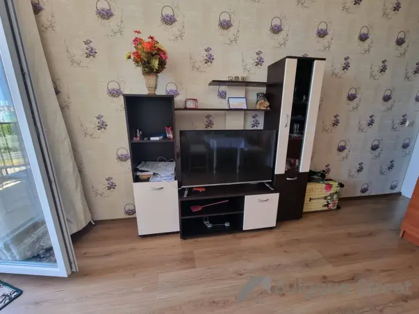 Телевизор со шкафом