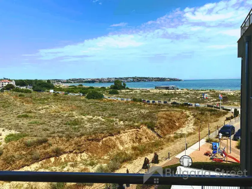 вид на море с балкона