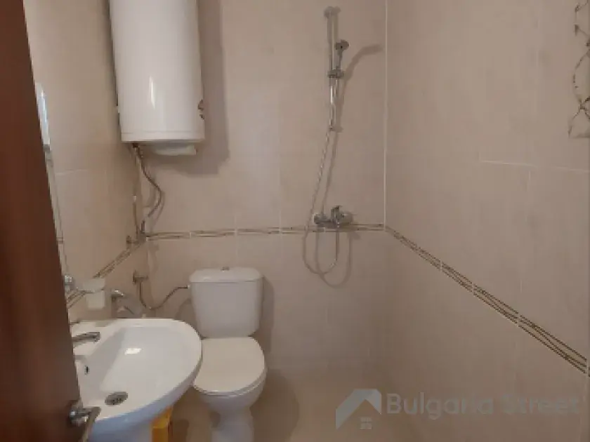 ванная комната с туалетом