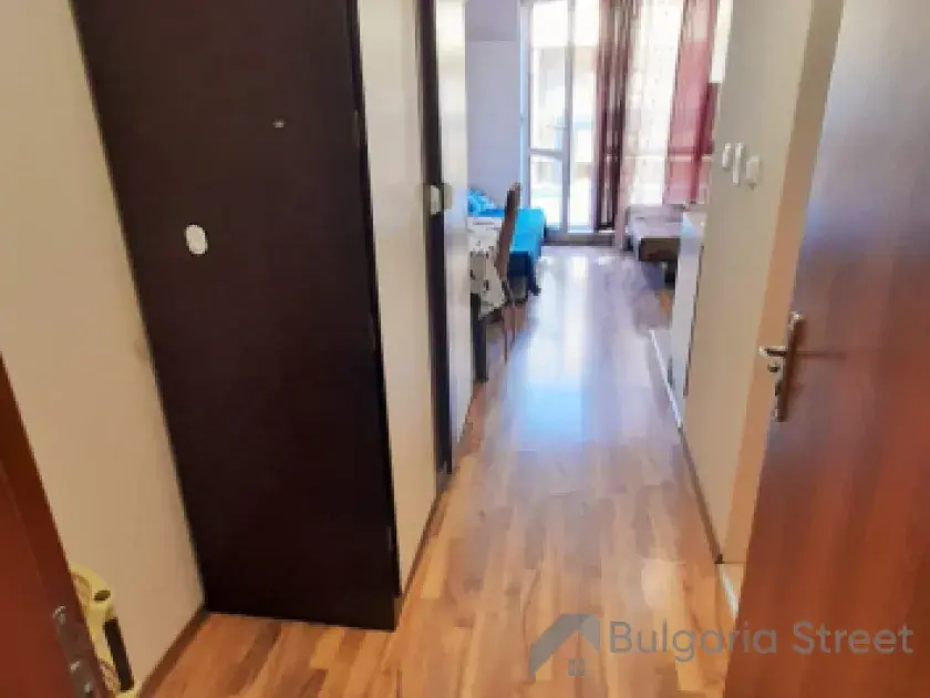 шкаф в прихожей