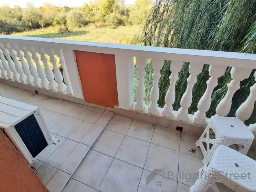 Балкон