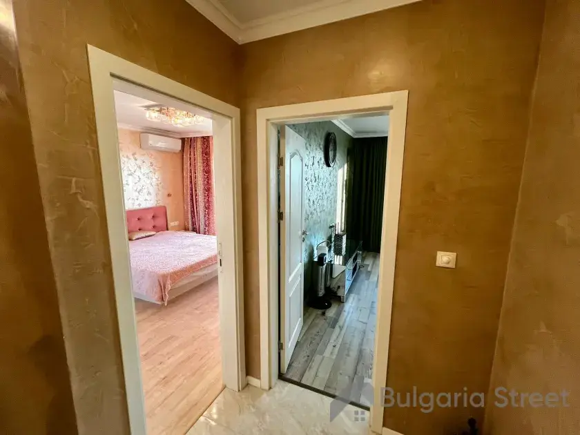 Прихожая в квартиру