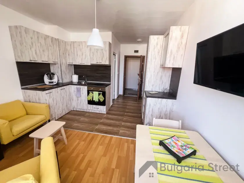 вітальня, кухня, обідня зона