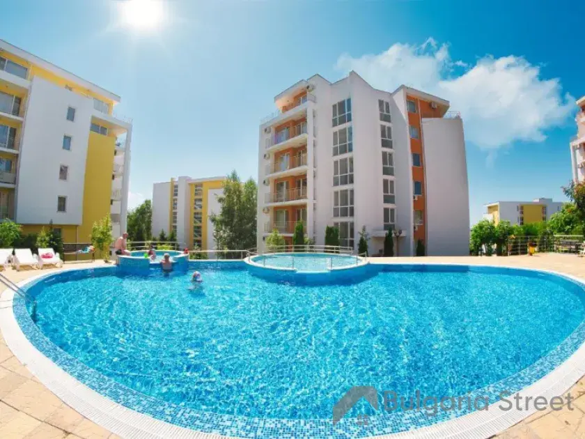 Crown Fort Club | Комплекс, територія, басейн