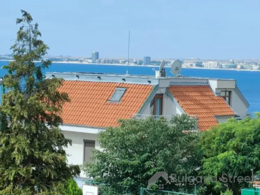 Вид на море с балкона