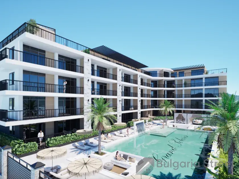 Grand Solaris | Новобудова: комплекс, територія, басейн