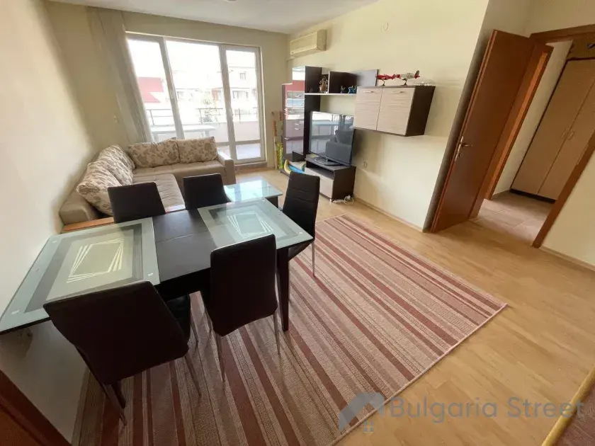 Privillage Fort Beach | Трикімнатна квартира: вітальня, кухня