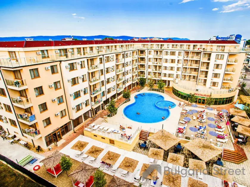 Nesseber Fort Residence |комплекс, територія, басейн