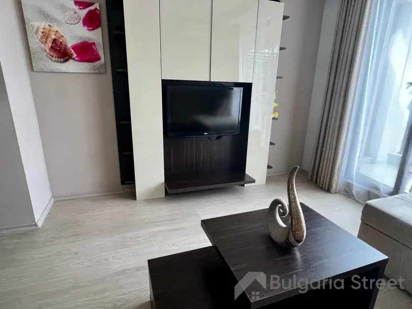 Harmony Suites 2 | Двокімнатна квартир: вітальня, кухня
