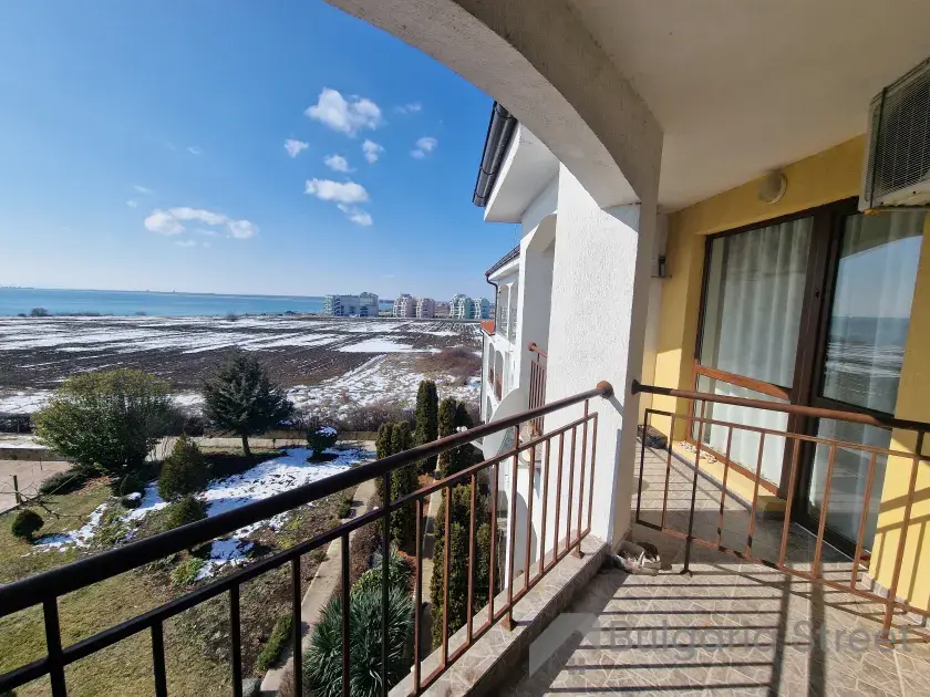 Rutland Beach 1 | Велика студія