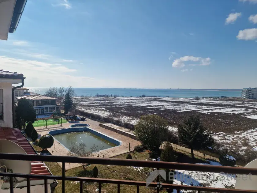 Rutland Beach 1 | Велика студія