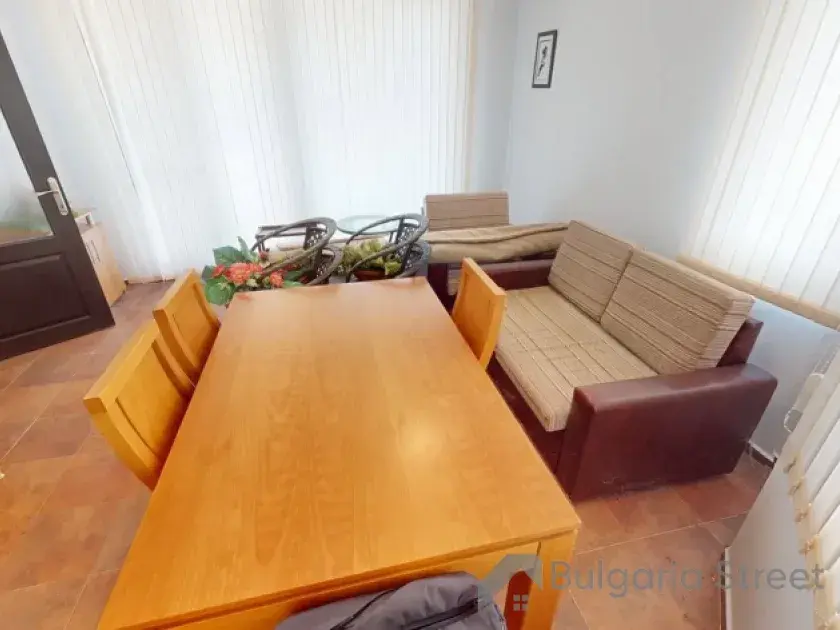 Bay View Villas | Кошариця – Двокімнатна квартира: вітальня, кухня