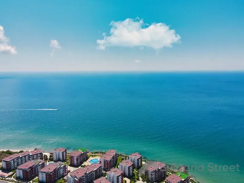 Форт Нокс Марина | Трикімнатна квартира біля моря у Святому Власі