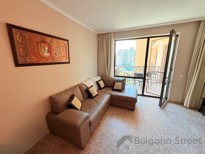 Barcelo | Трикімнатна квартира: вітальня, кухня