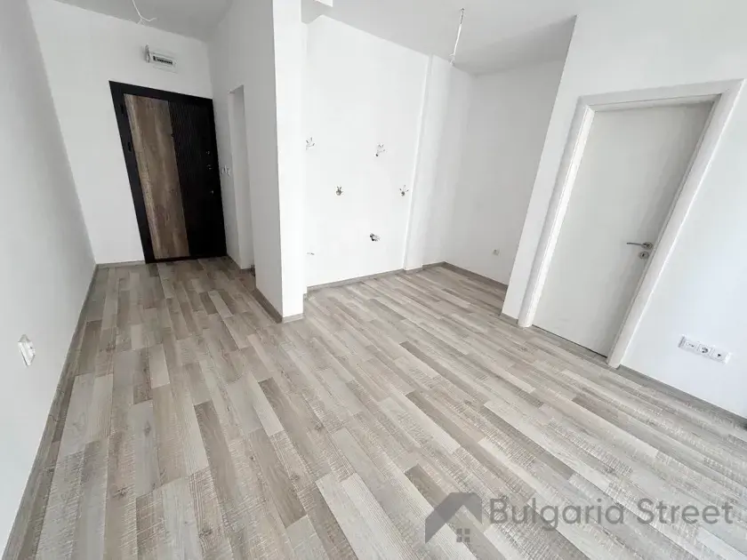 Новий житловий будинок без такси підтримки у Святому Власі.