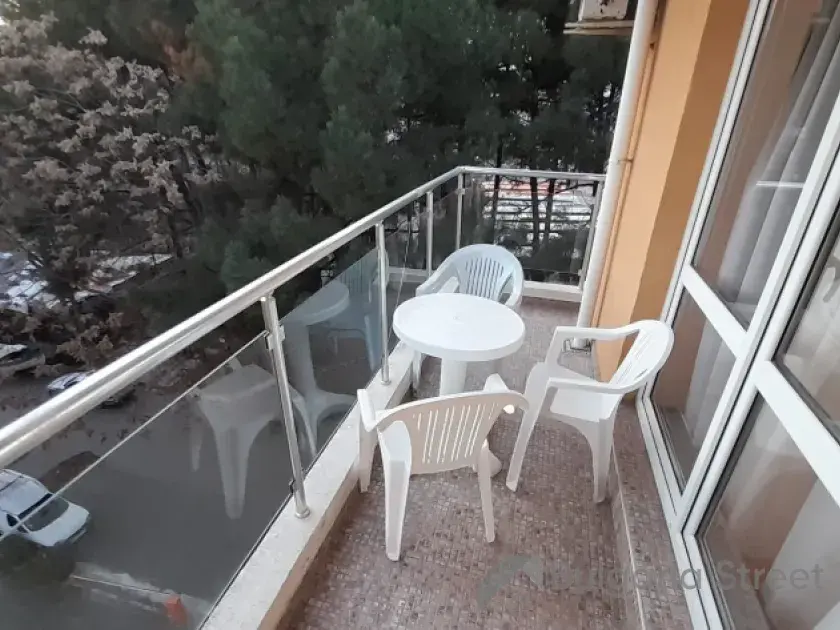 Балкон