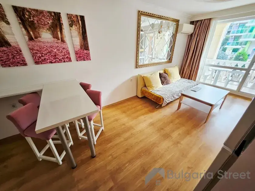 Sweet Homes 5 | Двокімнатна квартира : вітальня,кухня