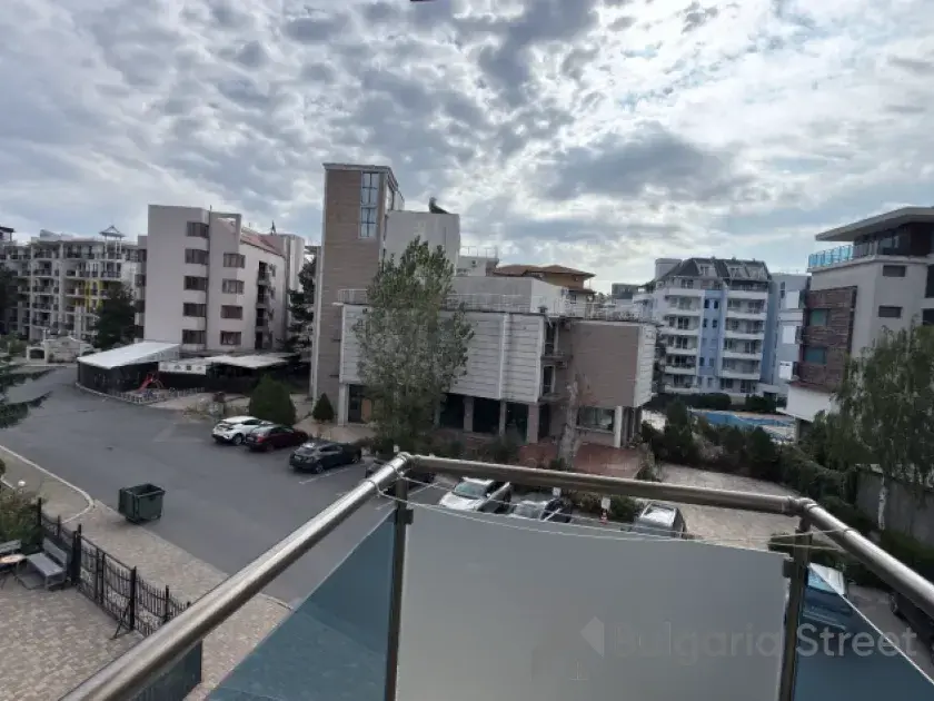 Балкон