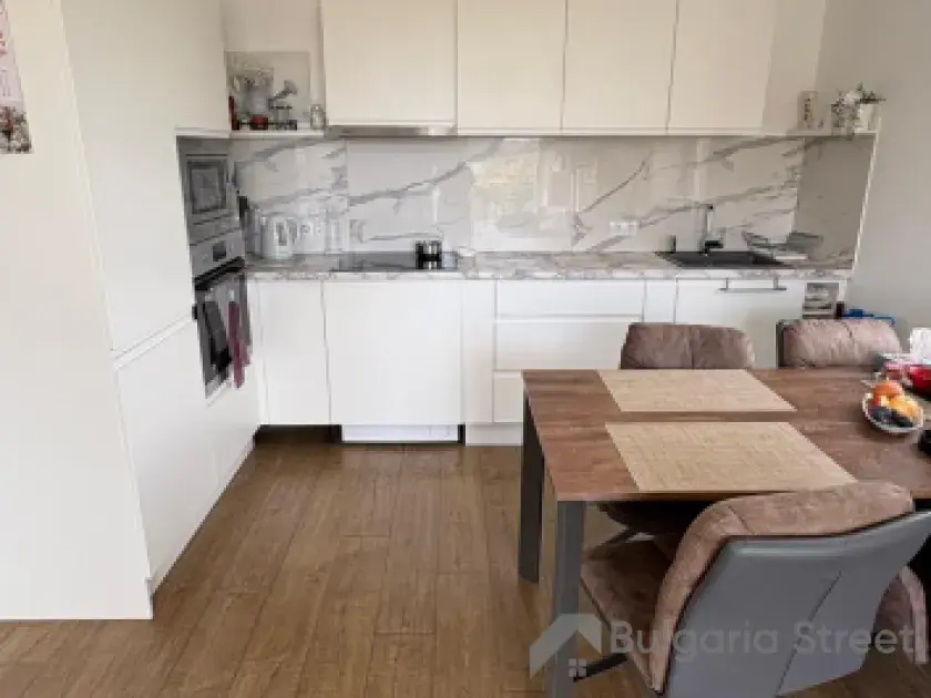 Pomorie Residence | Двокімнатний апартамент біля моря в сучасному комплексі Поморія