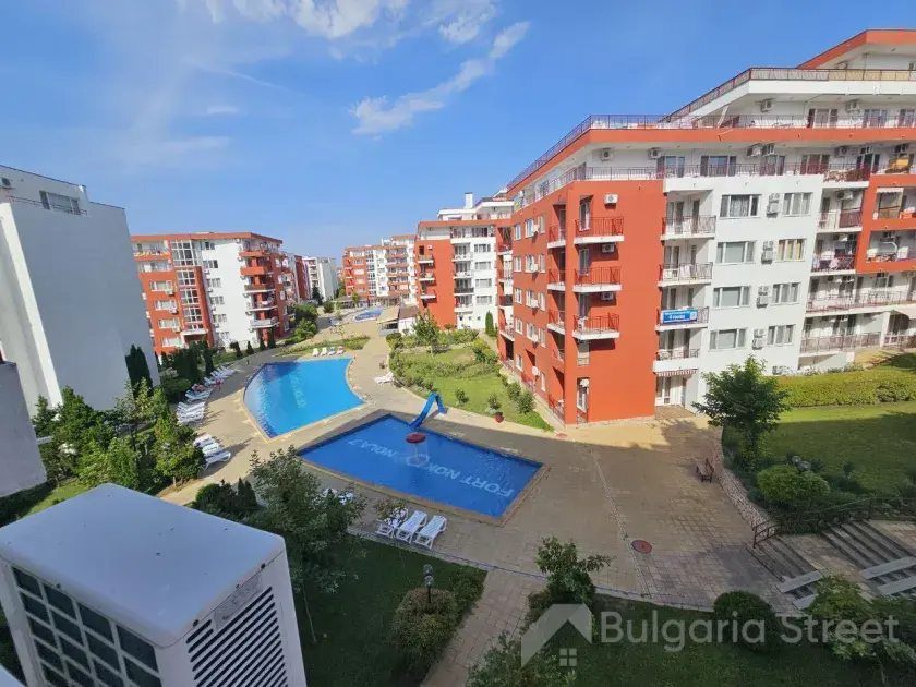 Студія біля моря в Болгарії в Panorama Fort Noks Grand Resort