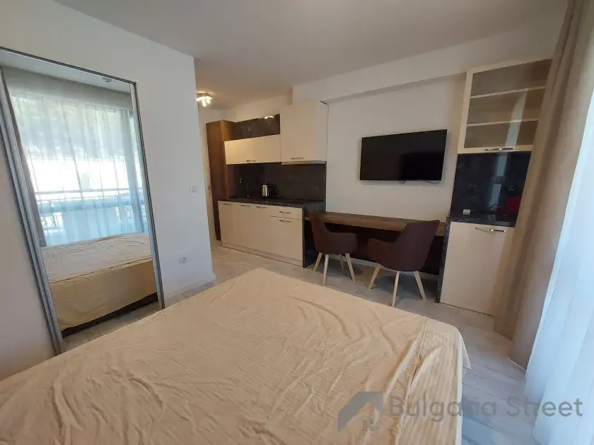 Onyx Residence