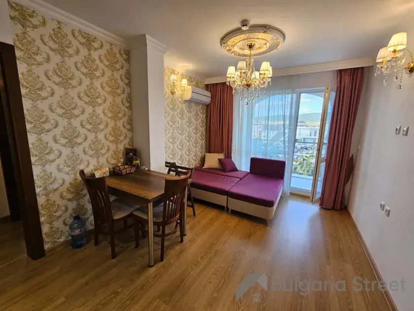 Sweet Home 7 | Двокімнатна квартира в одному з найестетичніших комплексів курорту Сонячний Берег
