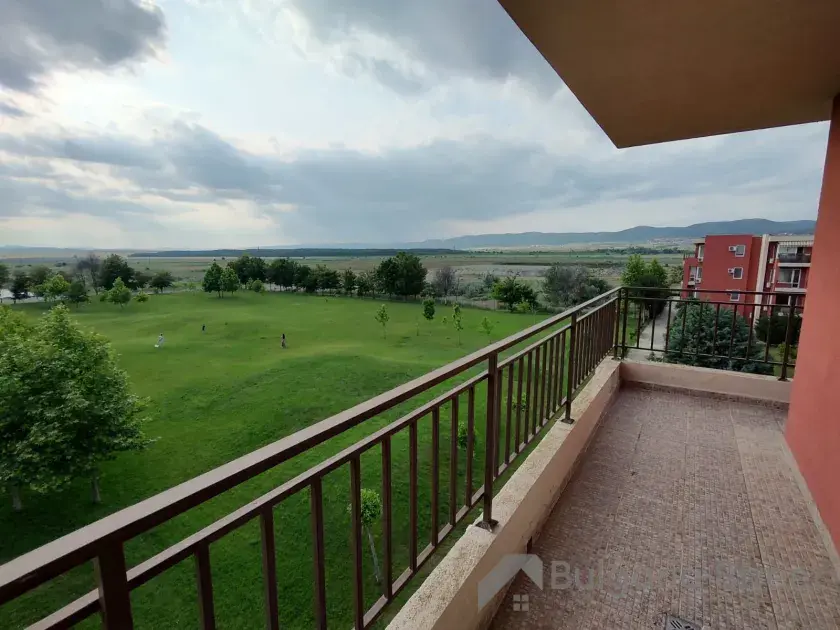 комплекс, территорія, бассейн