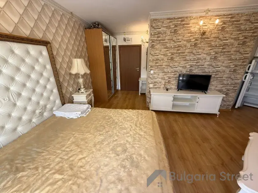 Студія - мебелі та техніка