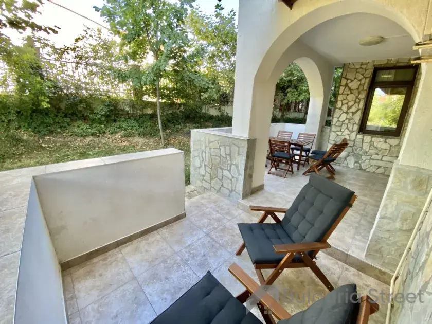 Etera 3 – Dinevi Resort | Трикімнатні апартаменти біля моря з садовим двориком