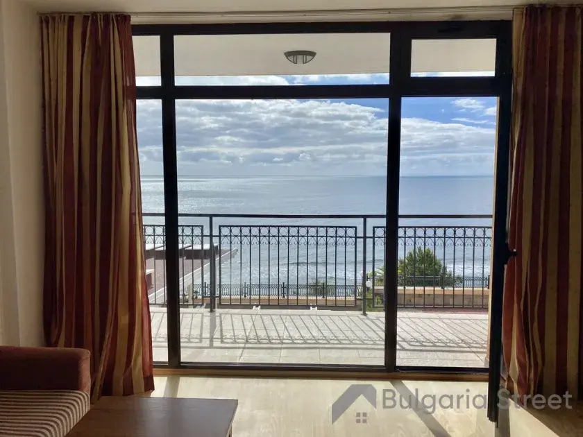 Tiva Del Mar | Двокімнатна квартира біля моря з панорамним видом, 100 м², перша лінія
