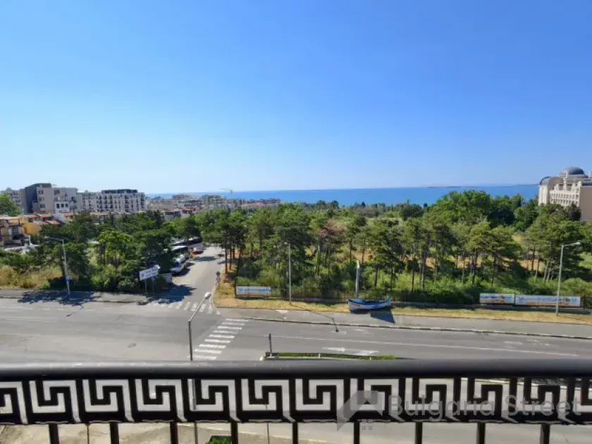 терраса з видом на море