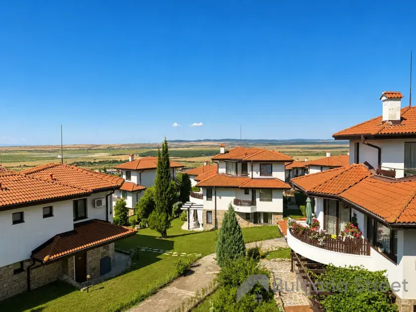 Двокімнатна квартира в Bay View Villas в Кошариці